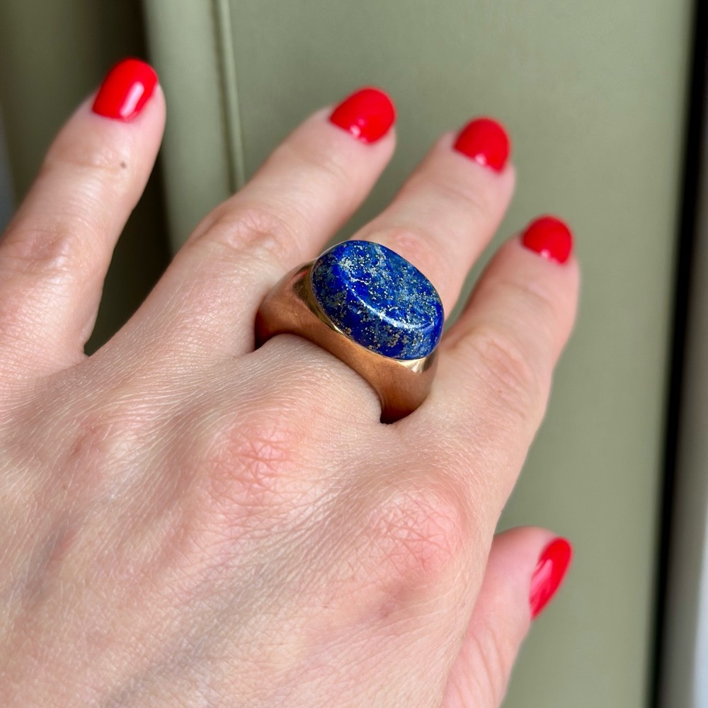 Tory Burch Ring. Size 7.